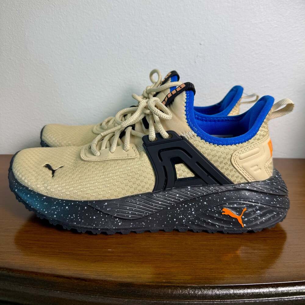 Puma Pacer Future Sneakers  Men Size 7 (Fits women size 8)